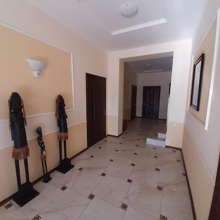 Guest House Chornomorsk Exterior photo