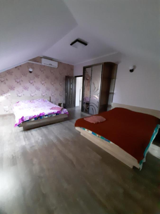 Guest House Chornomorsk Exterior photo